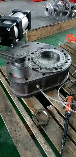 Flat double disc type grinding valve